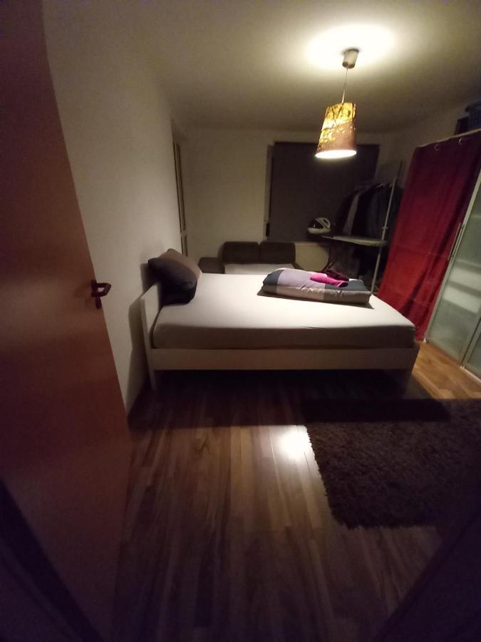 Tolle Private 2-Zimmer Wohnung Im Szene Bezirk Berlin-Friedrichshain Екстериор снимка