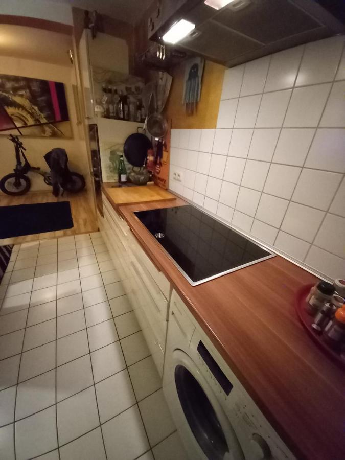 Tolle Private 2-Zimmer Wohnung Im Szene Bezirk Berlin-Friedrichshain Екстериор снимка